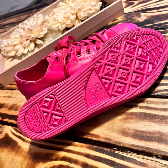 Like NEW💥 Converse All Stars ⭐️ - Picture 5 of 5